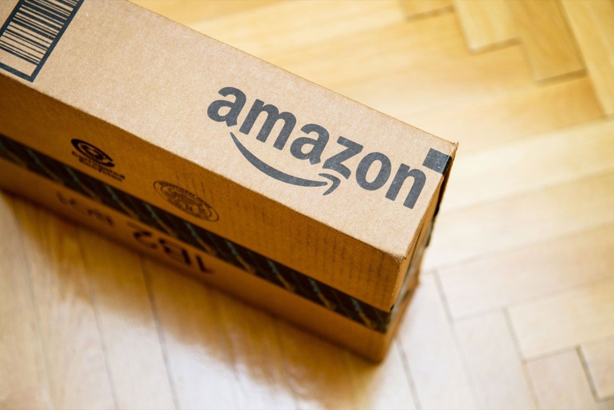 Jeff Bezos-led Amazon Introduces E-Rickshaws For Delivery