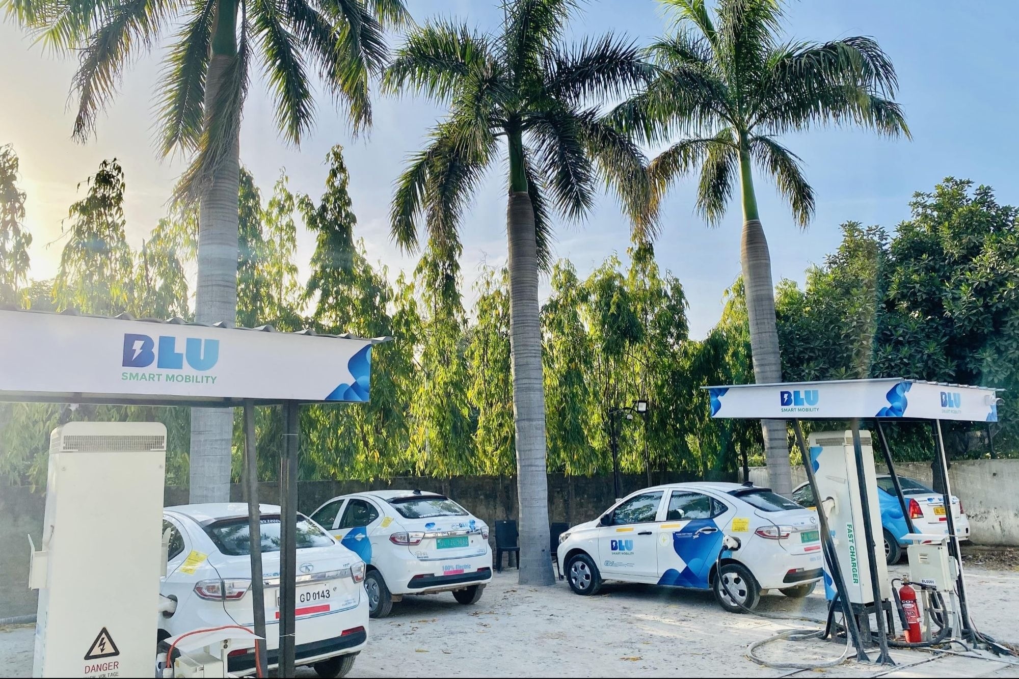 Blue Auto Ride Application BluSmart Raises $50 Mn To Scale Its All-electric Ride-hailing Fleet